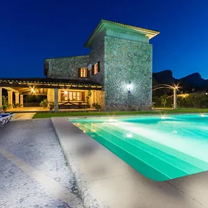 https://villa-la-rafal-with-pool.allmallorcahotels.com